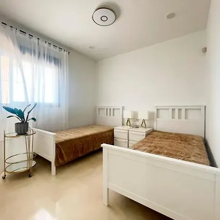 Atico Duplex Con Vistas Al Golf Marbella